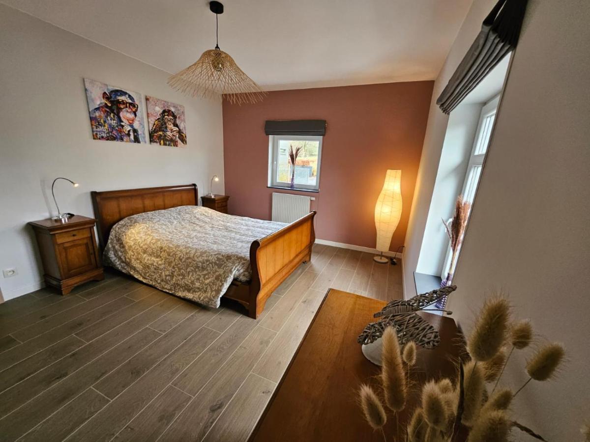 Les Secrets Du Bois Villa Vielsalm Eksteriør billede
